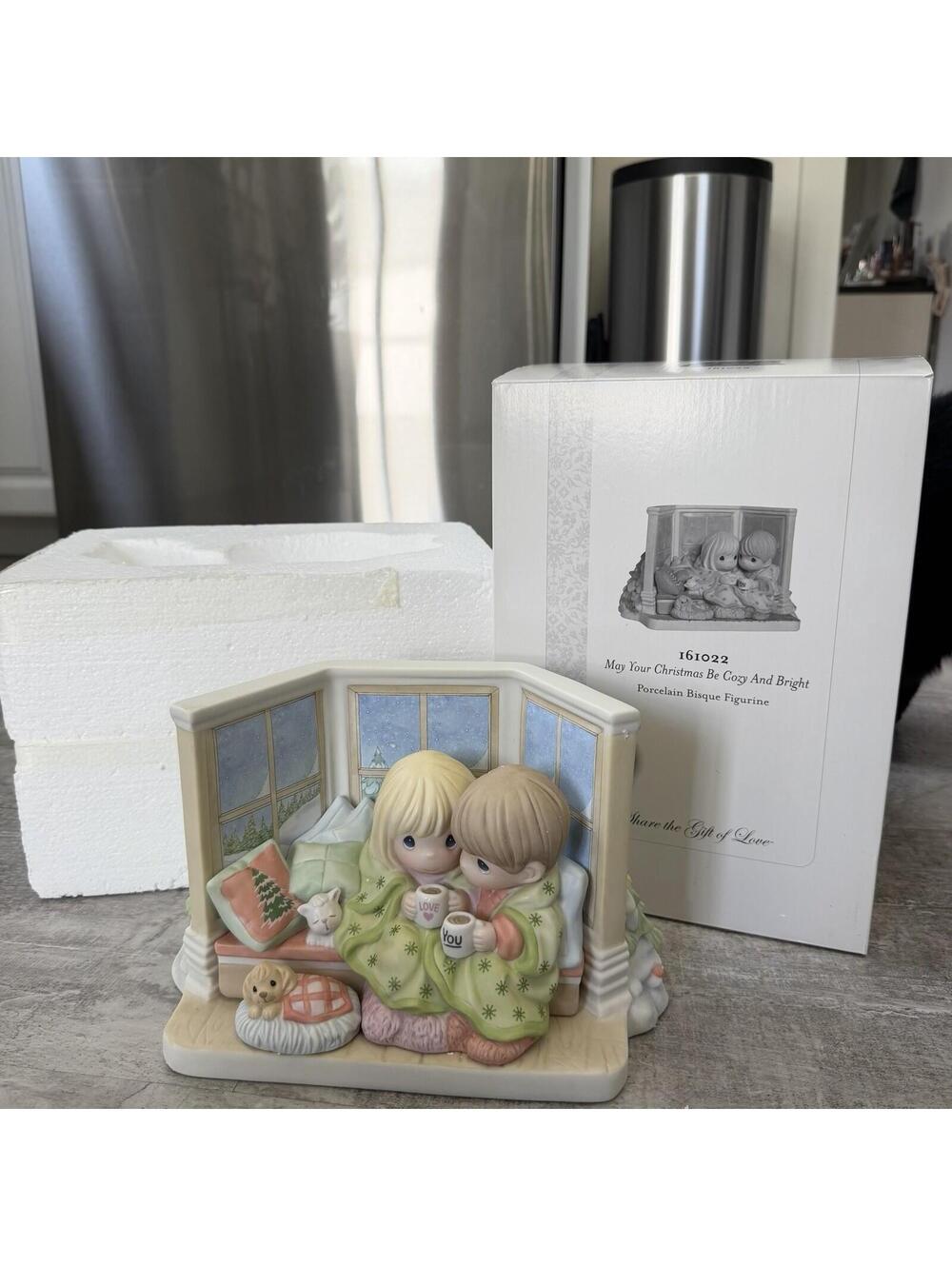 Precious Moments ‘May Your Christmas Be Cozy & Bright’ Figurine Couple Love